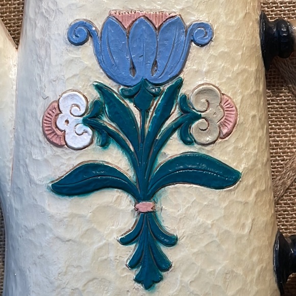 Vintage Home Interiors wall decor - Picture 2 of 10